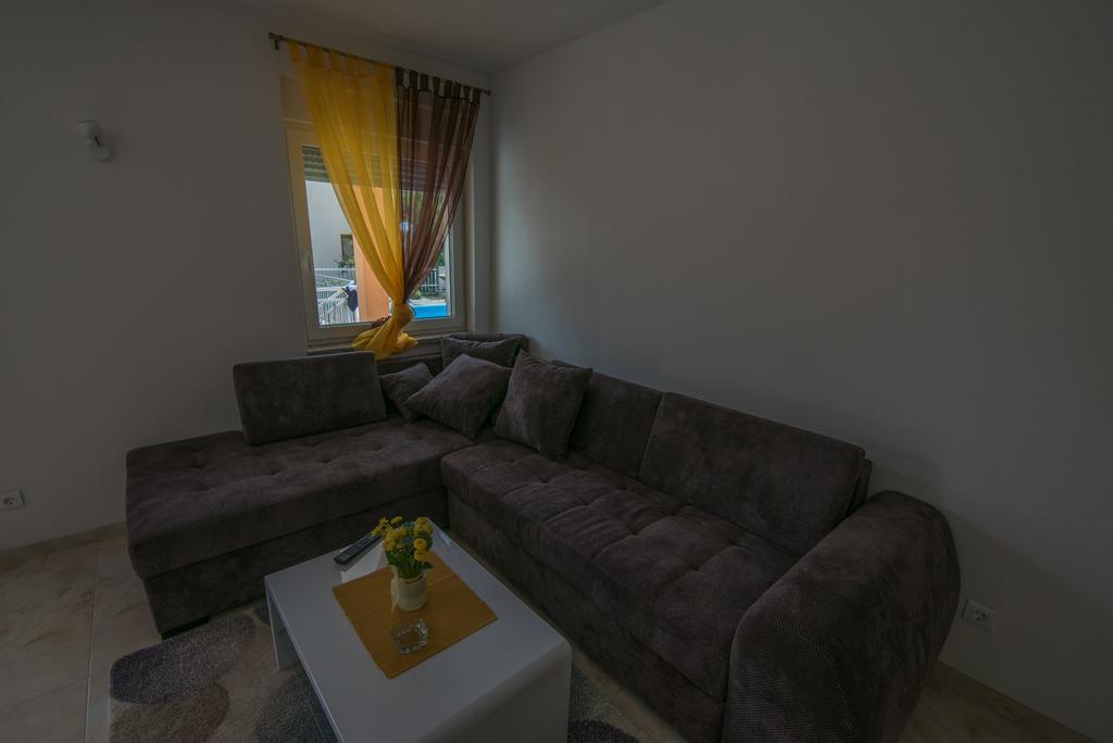 Villa Ljubica Vodice Bagian luar foto