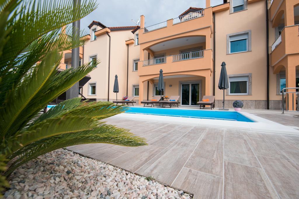 Villa Ljubica Vodice Bagian luar foto