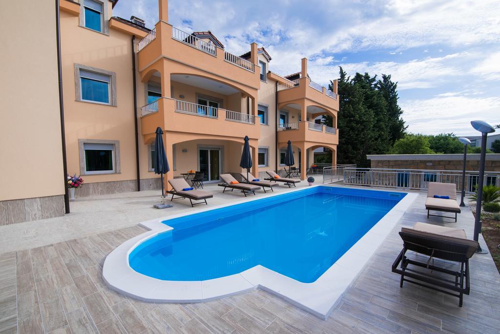 Villa Ljubica Vodice Bagian luar foto