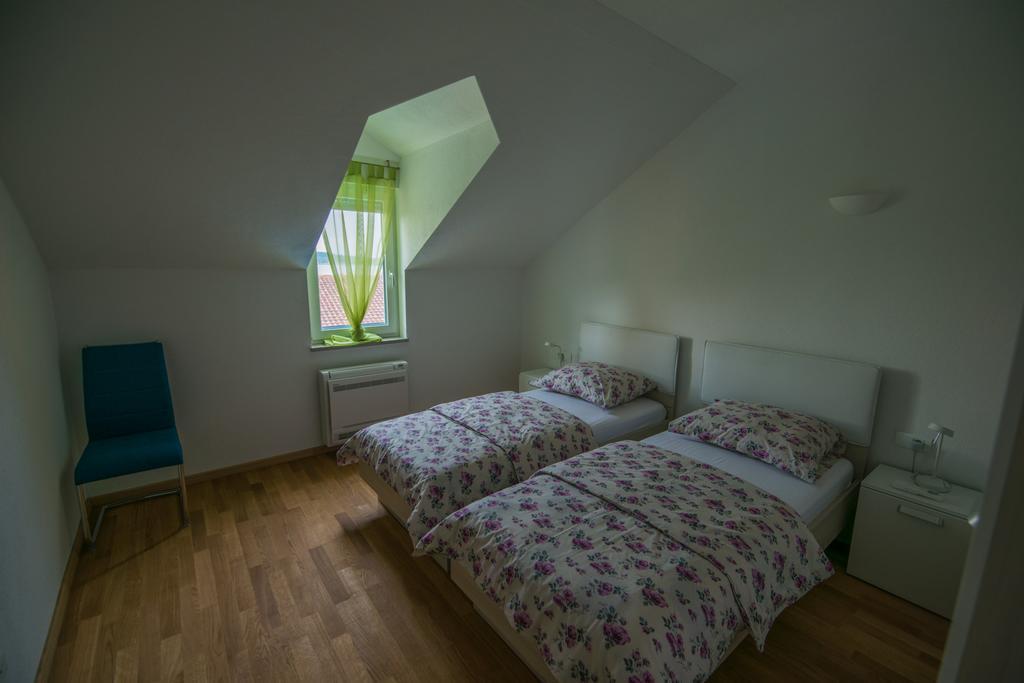 Villa Ljubica Vodice Bagian luar foto