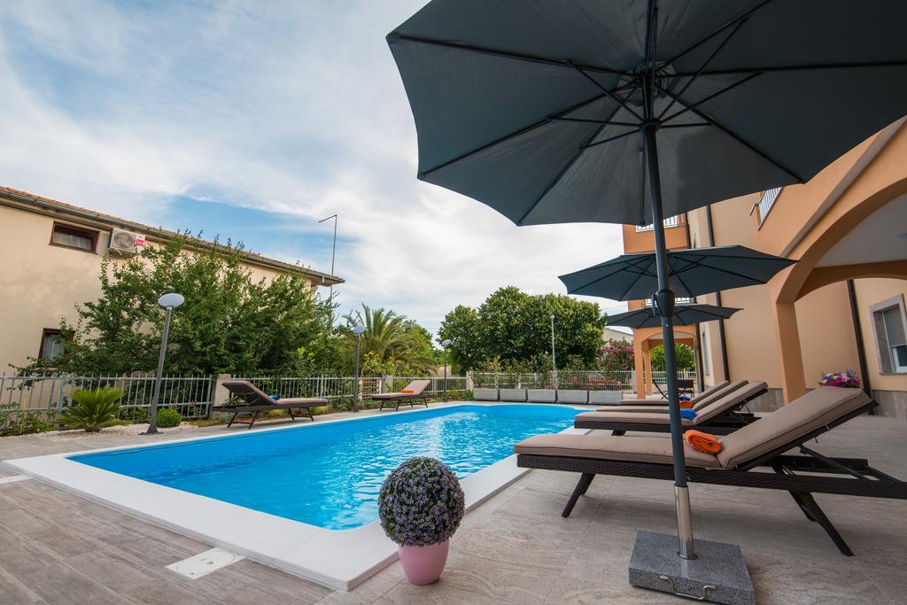 Villa Ljubica Vodice Bagian luar foto