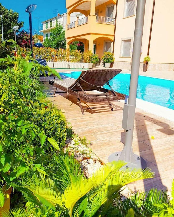 Villa Ljubica Vodice Bagian luar foto