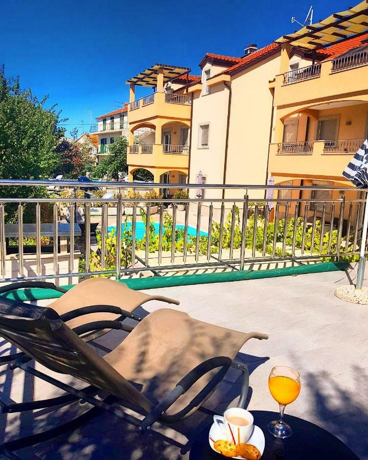 Villa Ljubica Vodice Bagian luar foto